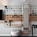 Moxy Lyon Airport 3*