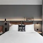 Moxy Lyon Airport Colombier-Saugnieu