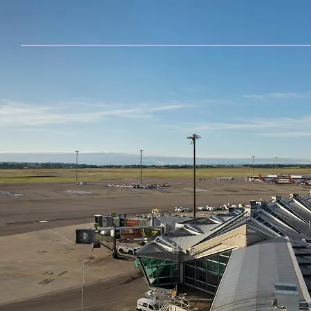 Moxy Lyon Airport
