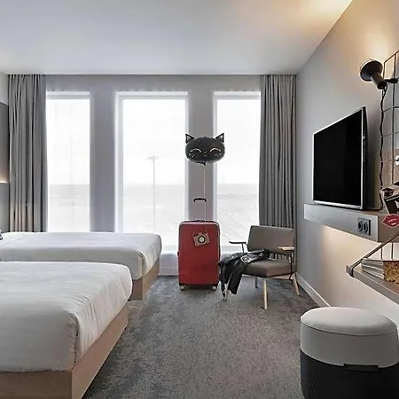 Moxy Lyon Airport Hotel