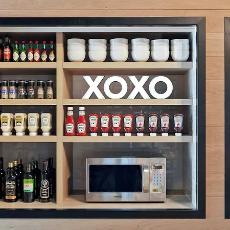 Moxy Lyon Airport Hotel 3*